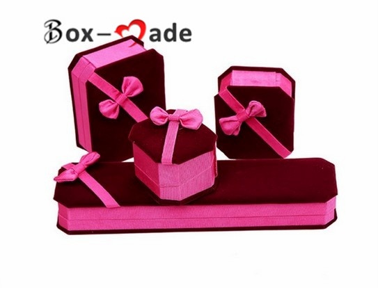 JEWELRY BOX