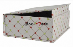 GIFT BOX