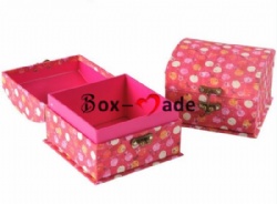 GIFT BOX
